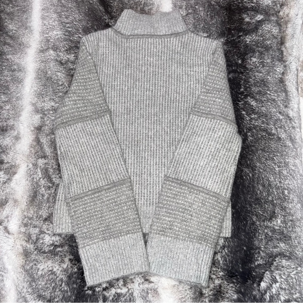 Club Monaco by Ralph Lauren 100% Cashmere Sweater LIMITED EDITION